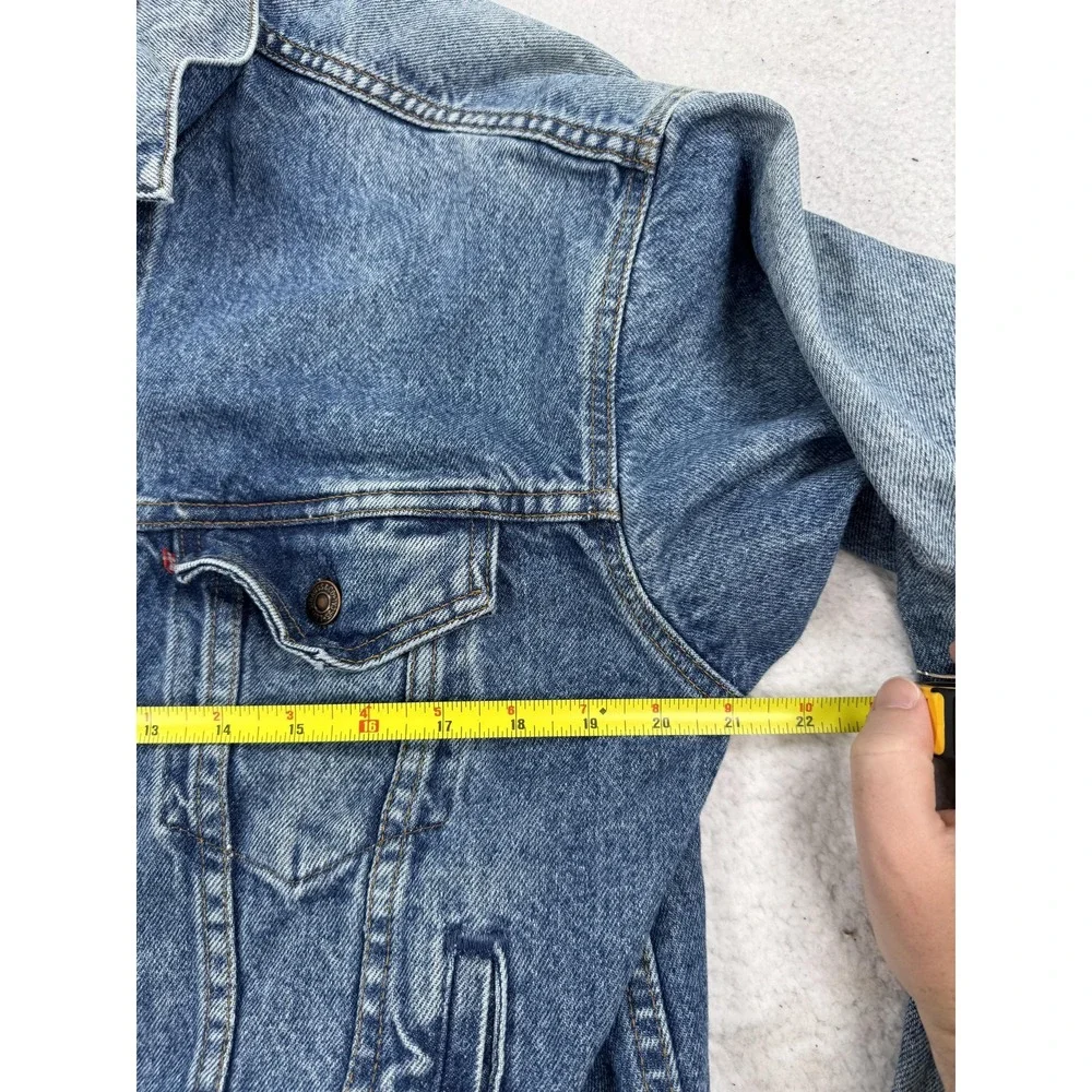 Vintage Levis Blue Denim Trucker Jacket Mens Medium 70507-0218 Made USA 80s